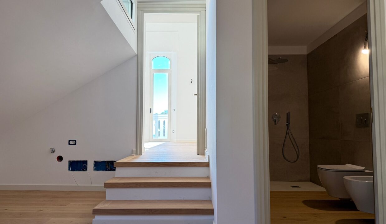 PHOTO-2025-10-10-11-45-43 110