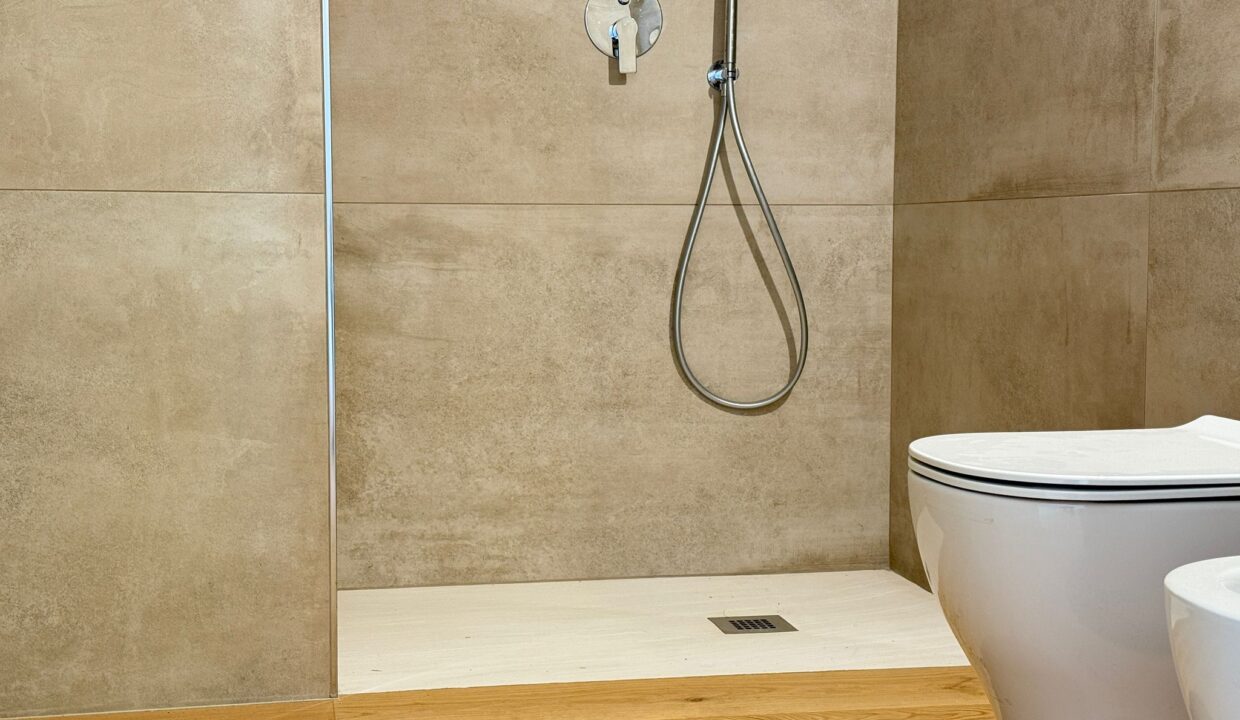 PHOTO-2025-10-10-11-45-43 91