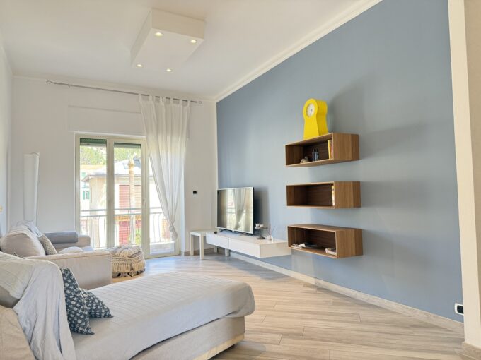 Appartamento-ristrutturato-Alassio-centro