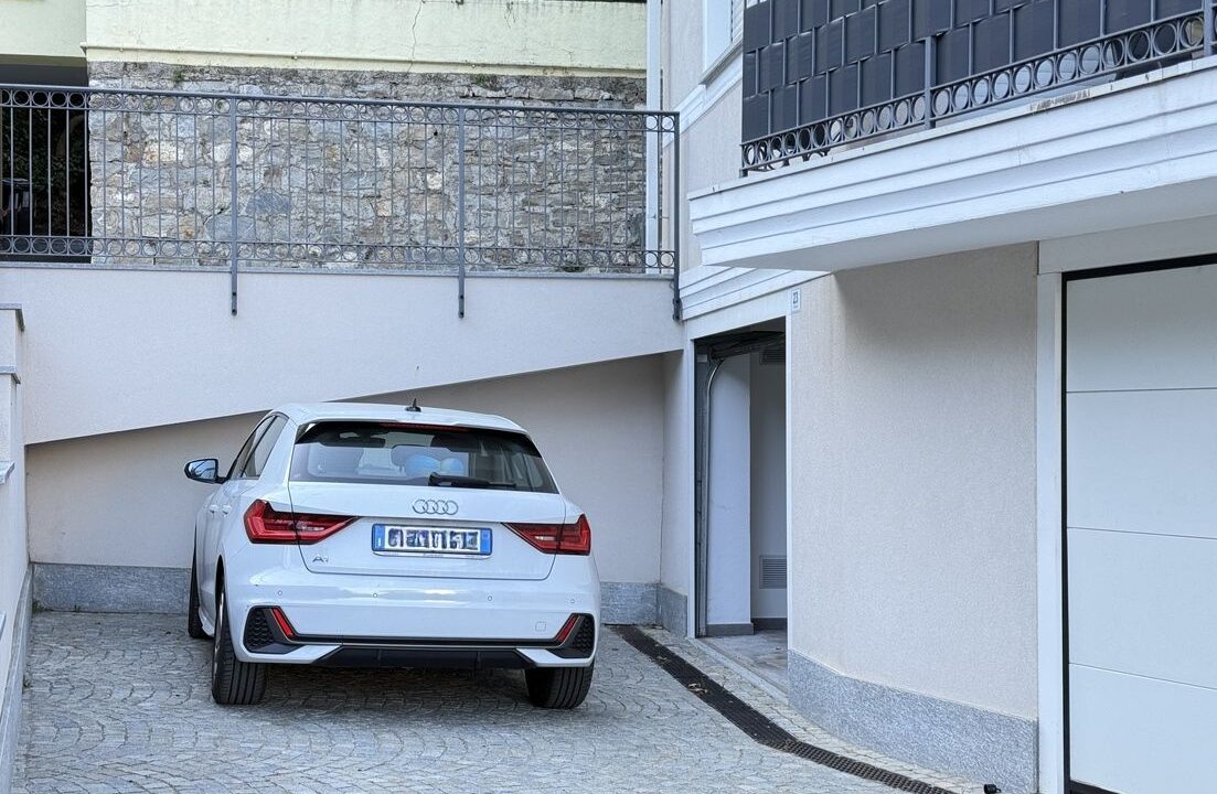 posto auto Attico bilocale in Alassio 1